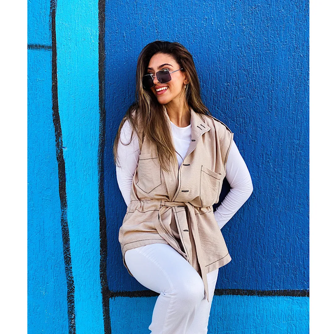 Beige linen buttoned vest