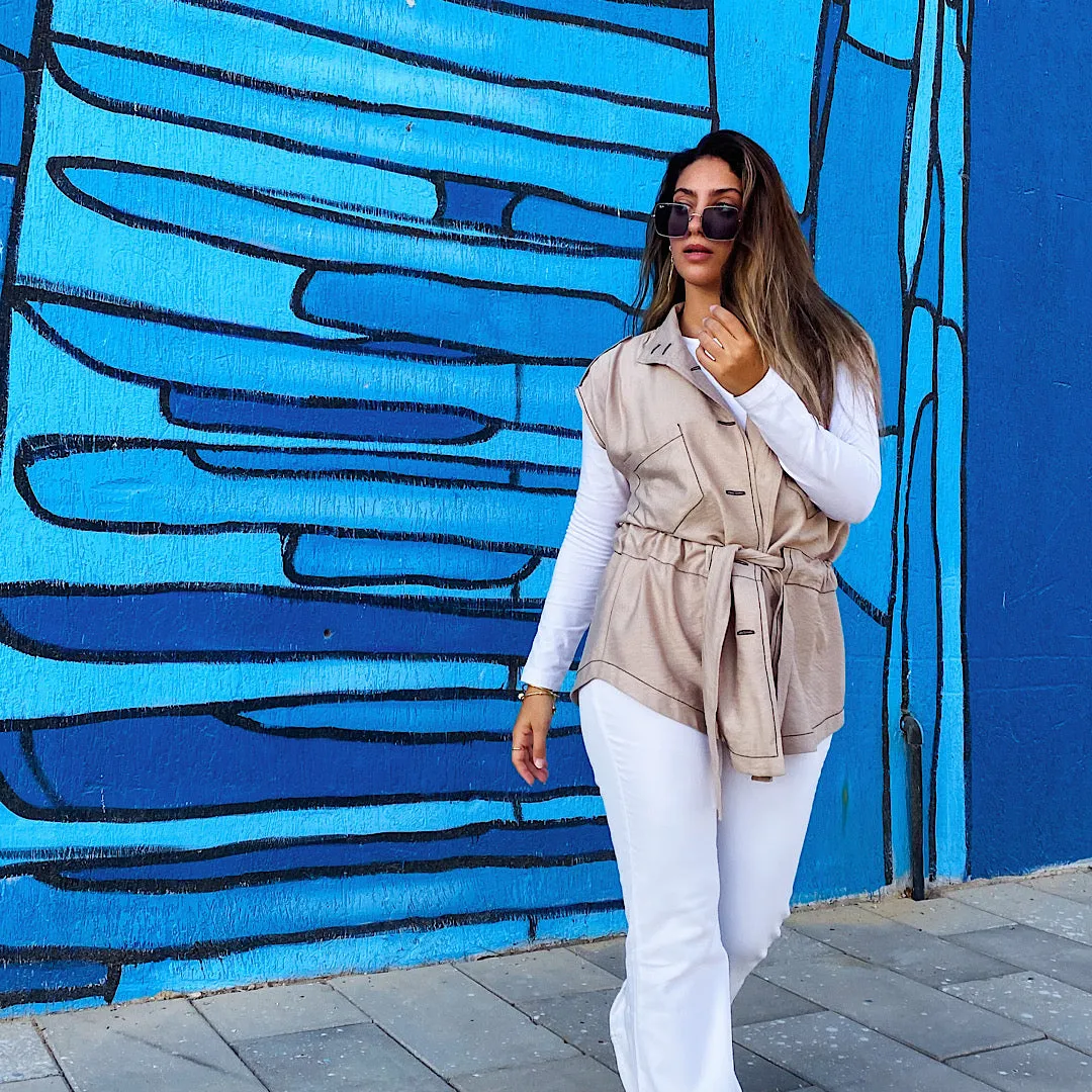 Beige linen buttoned vest