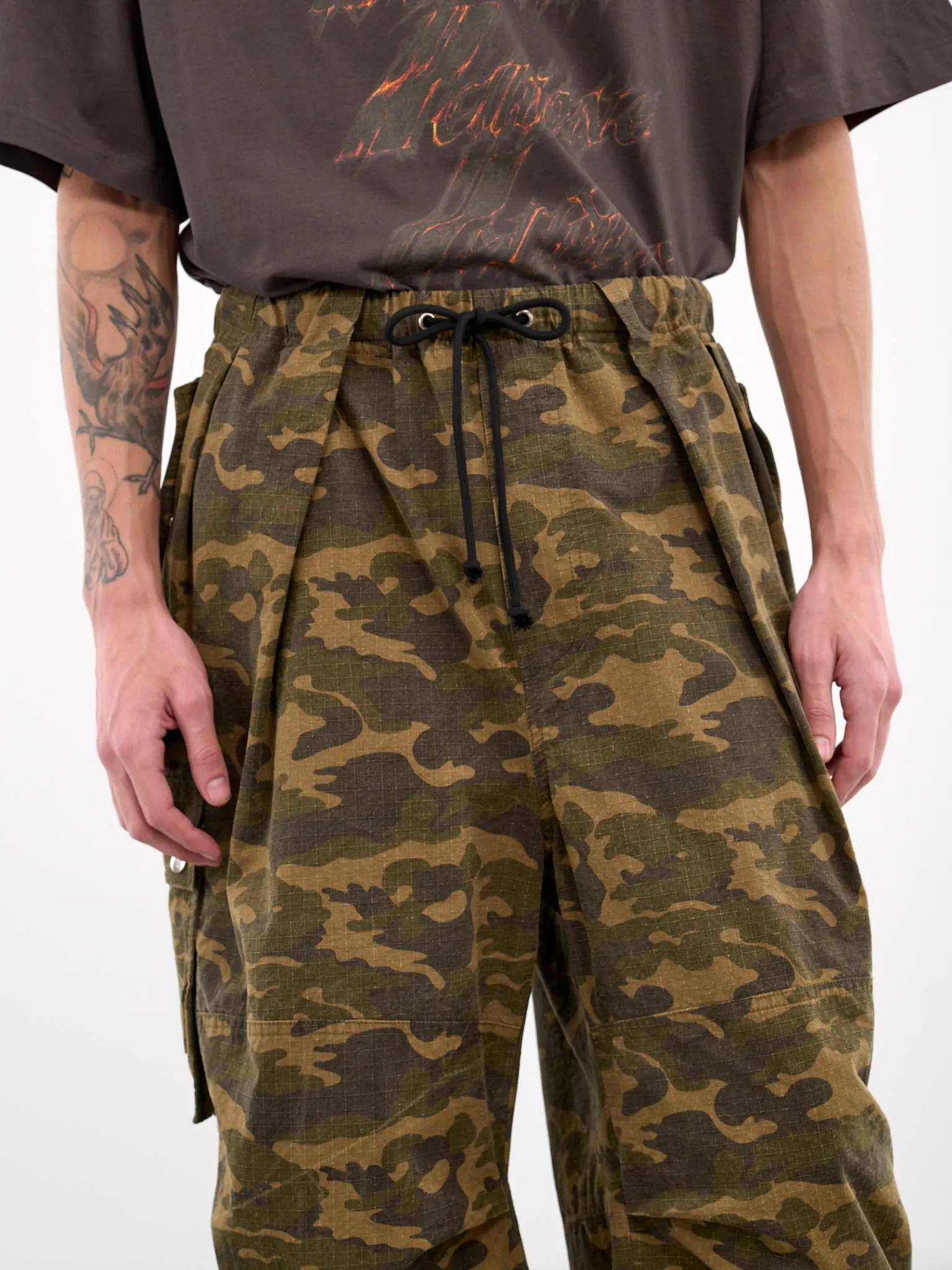 Camo Cargo Pants (PT0-25-253-MIX)