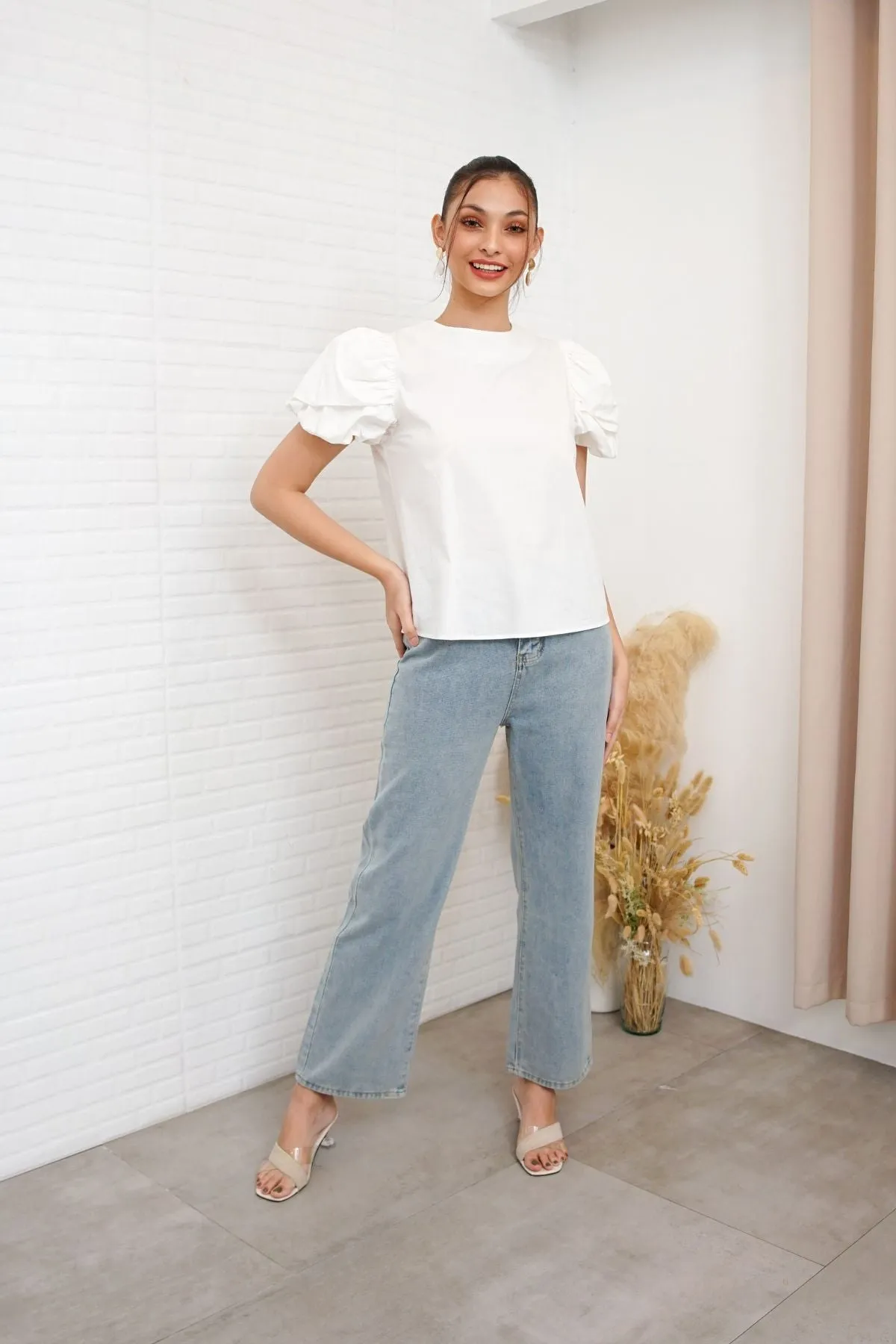 CATALEYA Poplin Puff-Sleeve Top (White)