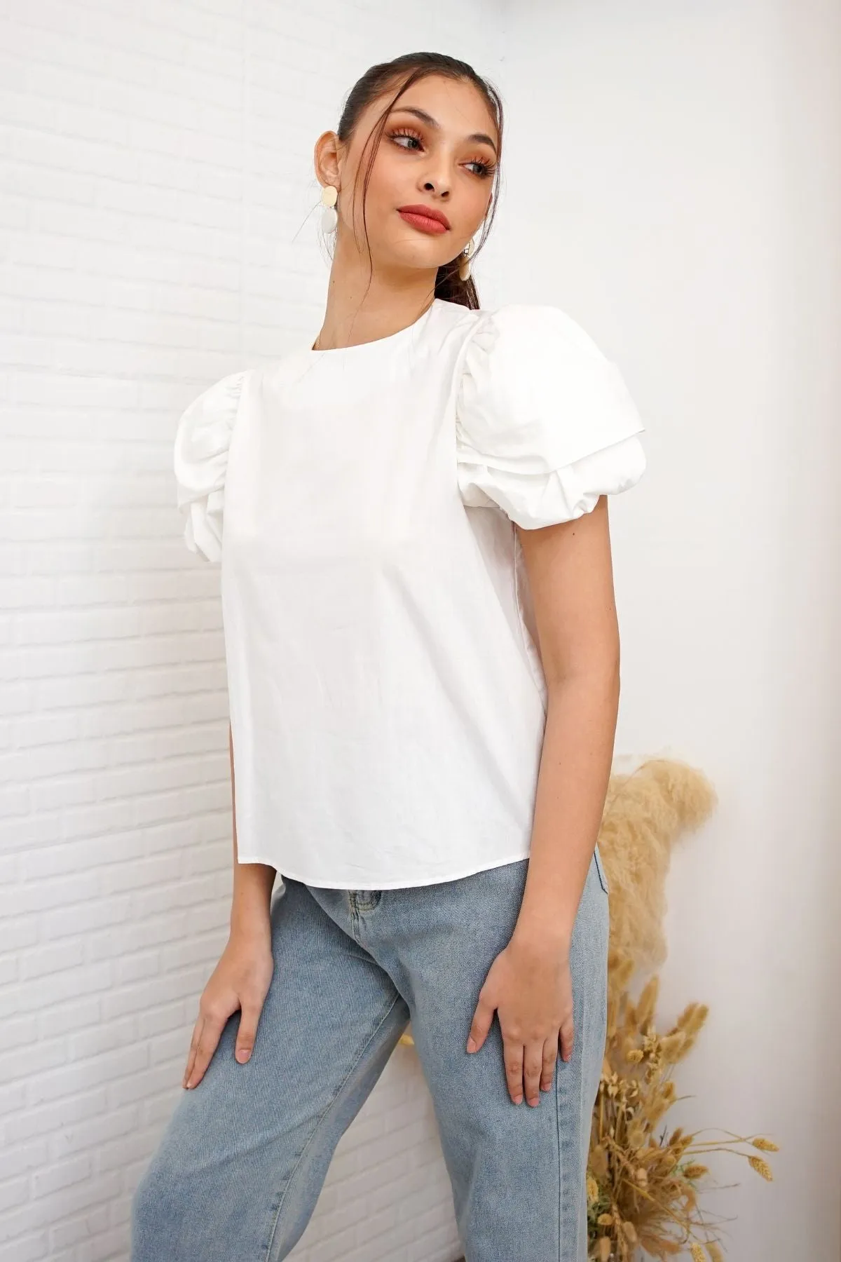 CATALEYA Poplin Puff-Sleeve Top (White)