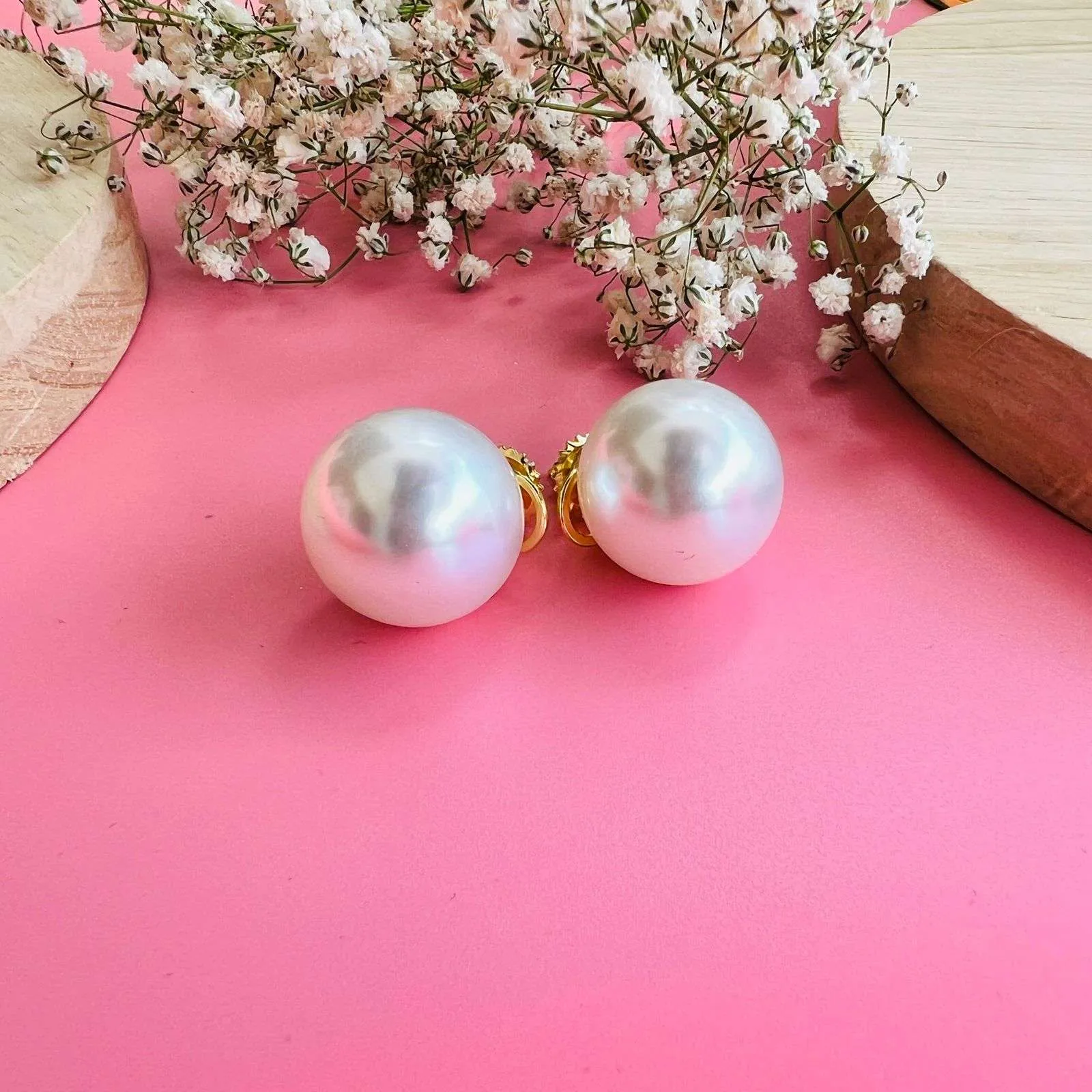 Layla Julia Pearl Studs