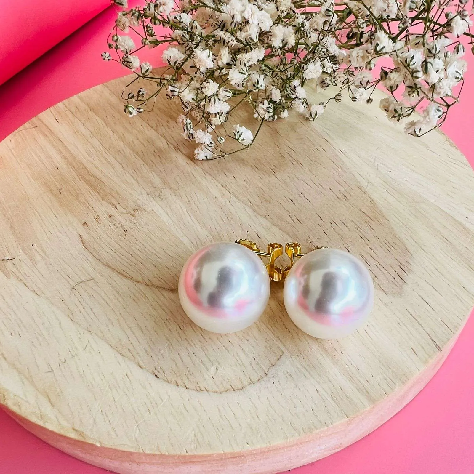 Layla Julia Pearl Studs