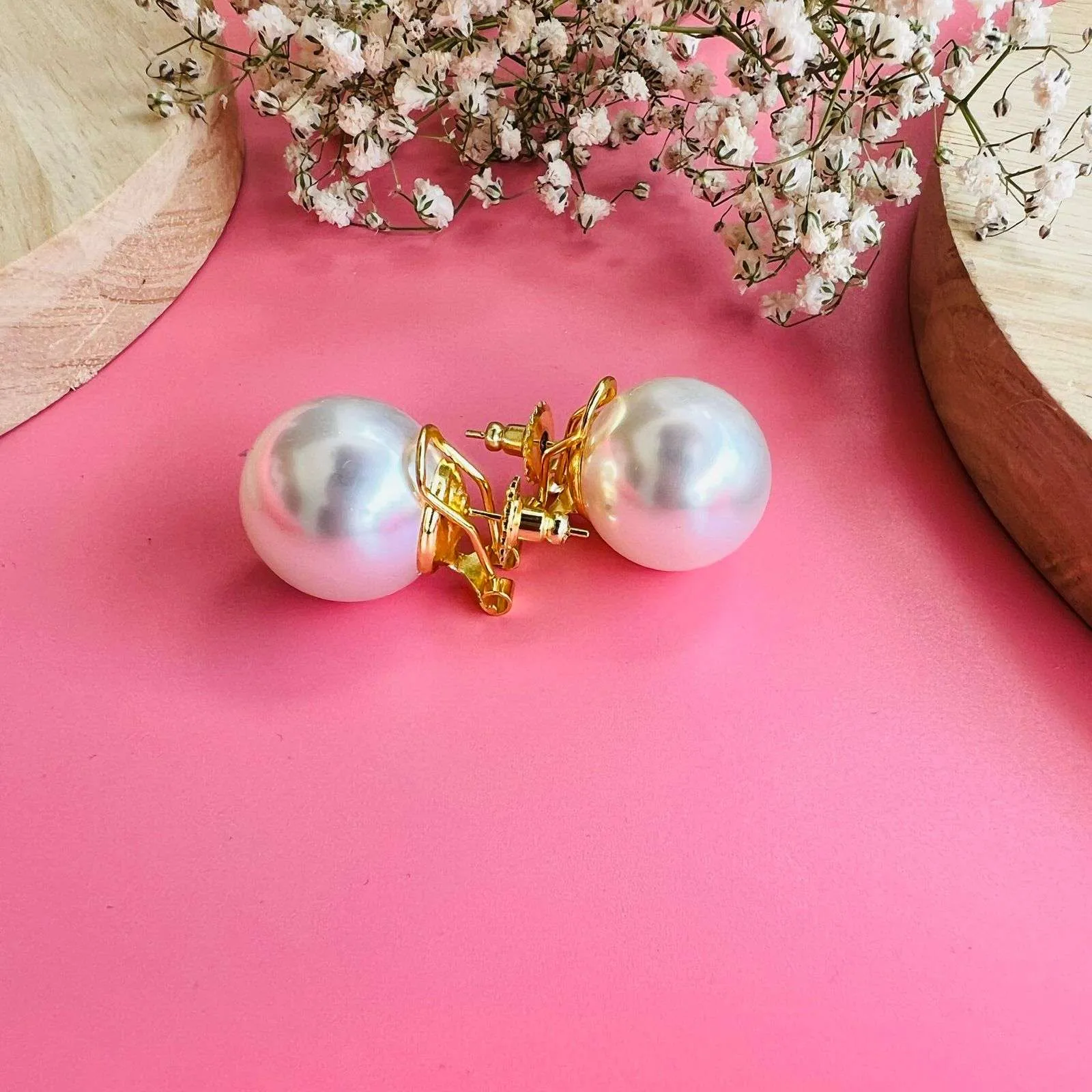 Layla Julia Pearl Studs