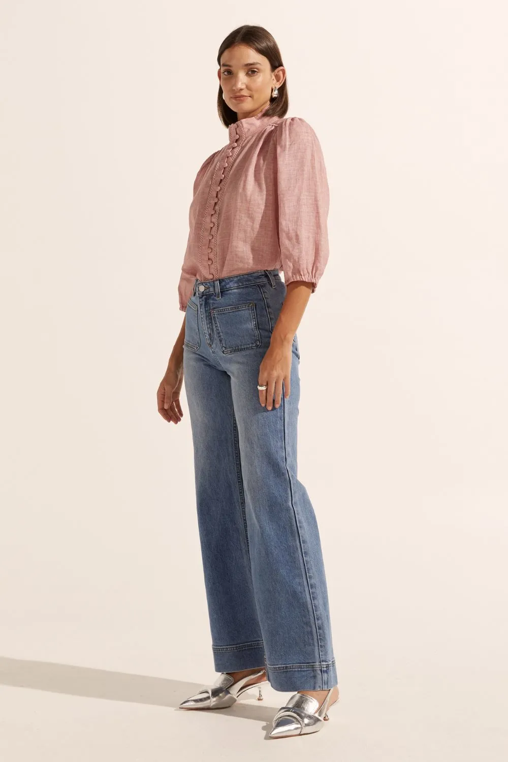 OUTLOOK TOP