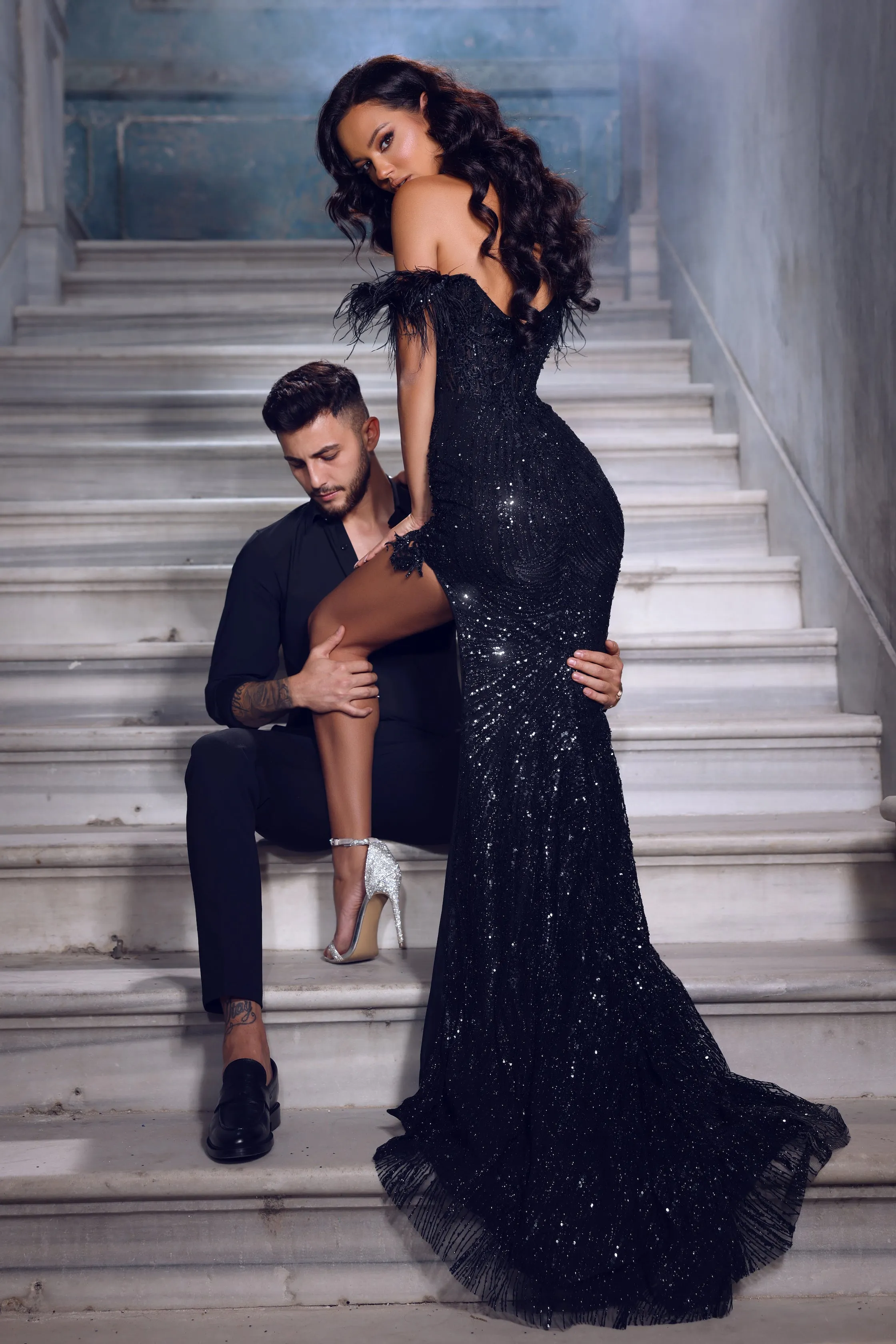 PORTIA & SCARLETT PS22523 Feathered Off-Shoulder Drapes Dress